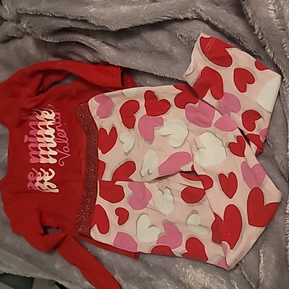 Valentine's themed T-shirt and leggings